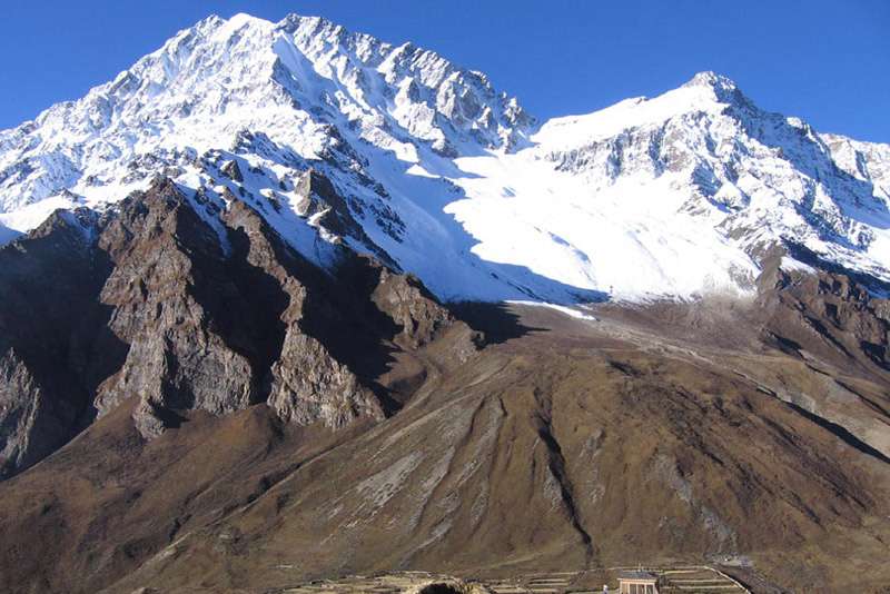 Nar-Phu Valley Trek