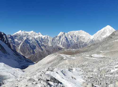 everest-or-manaslu-trek