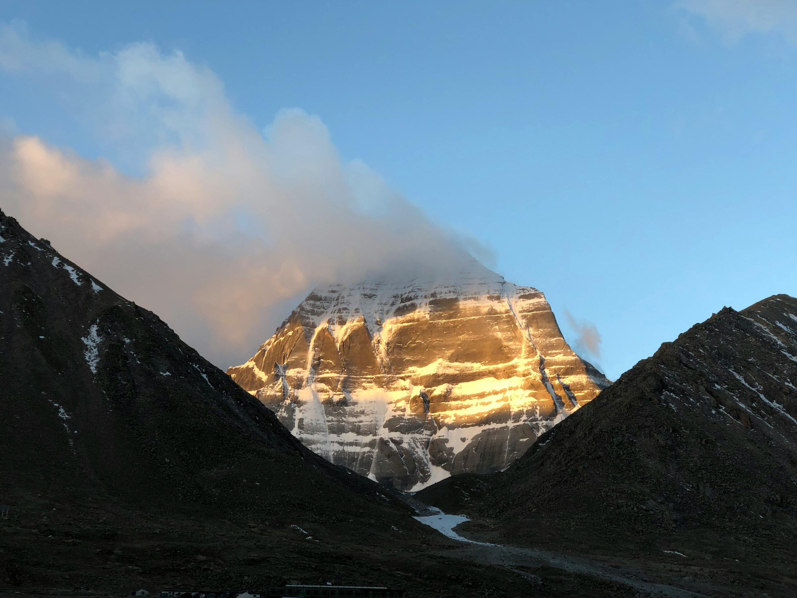 Mount Kailash Overland Tour via Kyirung